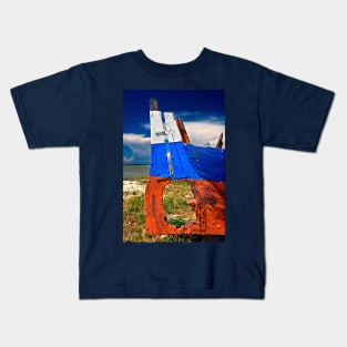 Remains of a boat Kids T-Shirt